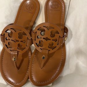 NWOT Tory Burch Miller logo Sandals Vachetta leather size 9.5